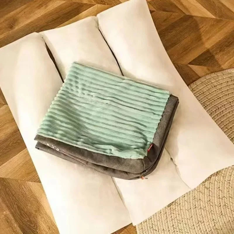 Cozy Warm Dog Bed - The Canine Cart