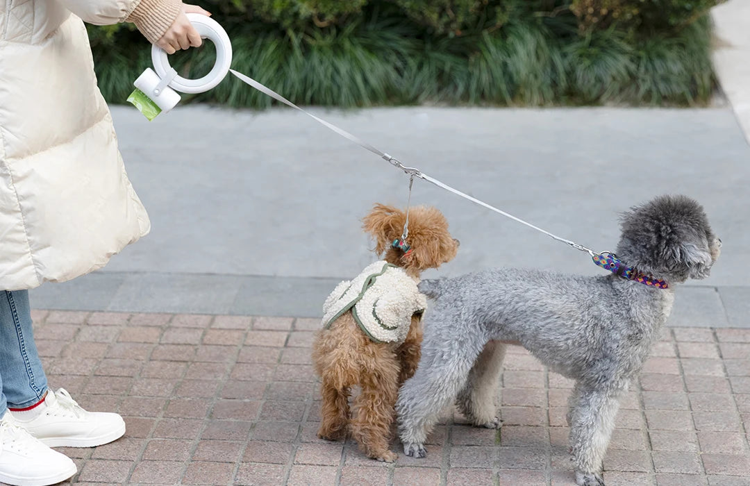 UFO Retractable Dual Leash with LED Light - The Canine Cart