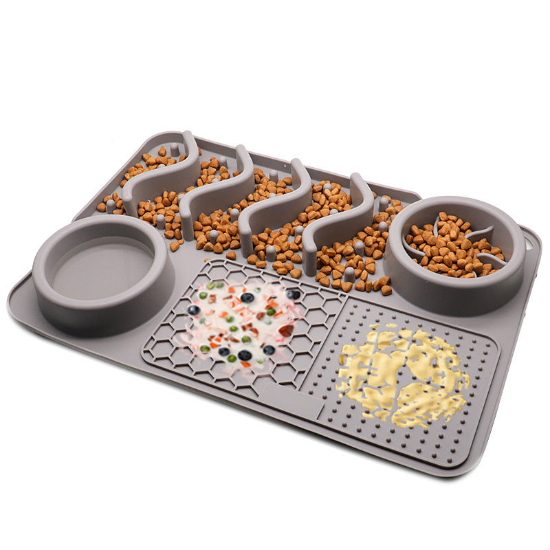 Dog Anxiety Relief Silicone Lick Mat – Slow Feeder & Dental Care Pad