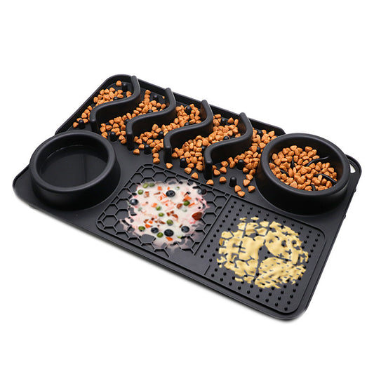 Dog Anxiety Relief Silicone Lick Mat – Slow Feeder & Dental Care Pad